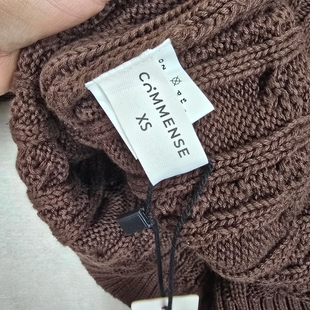 Commense Womens Brown Cable Knit Cropped Sweater Keyhole Toggle Clasp XS NEW